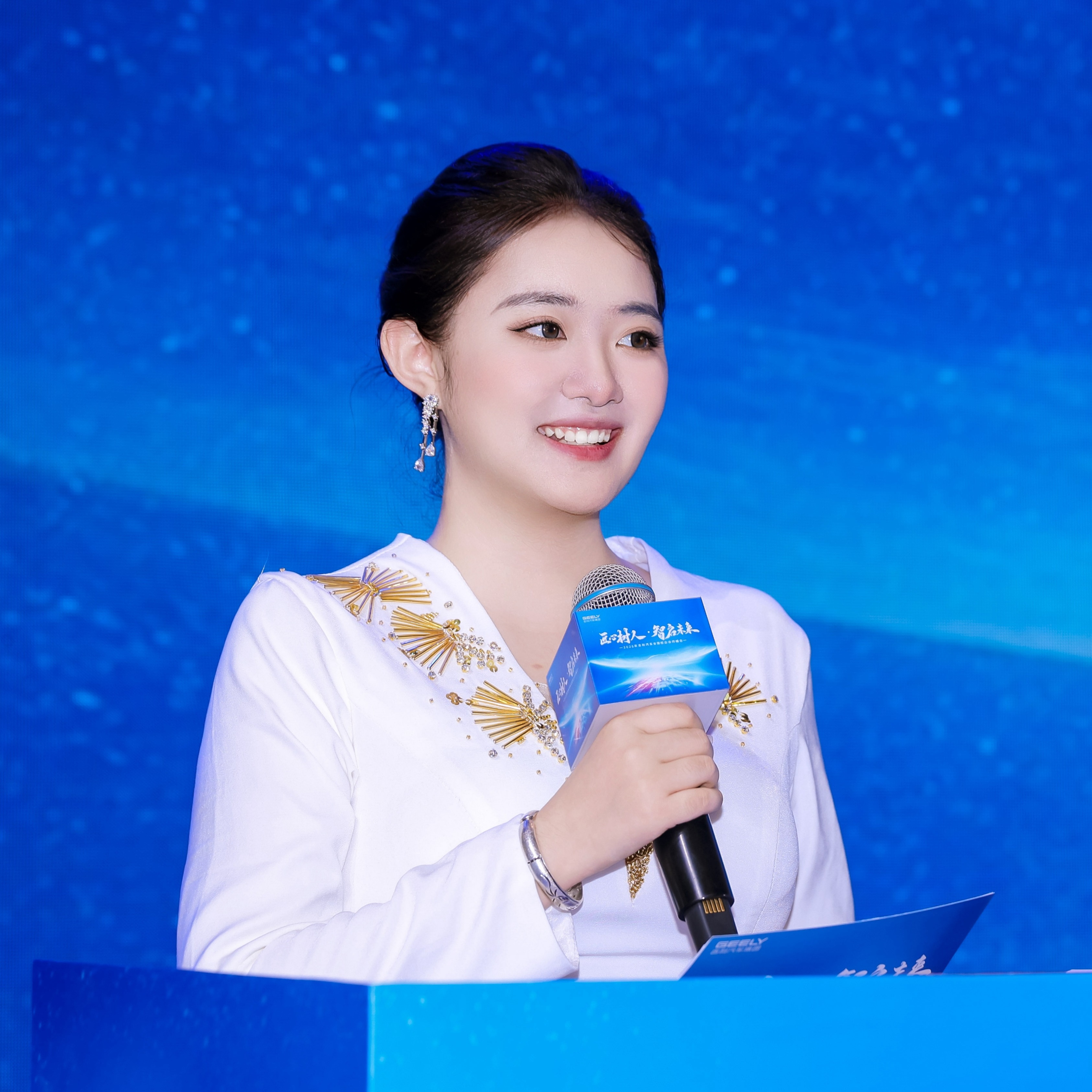 从语言到世界：华德英语专业如何让学生“破圈”成长？